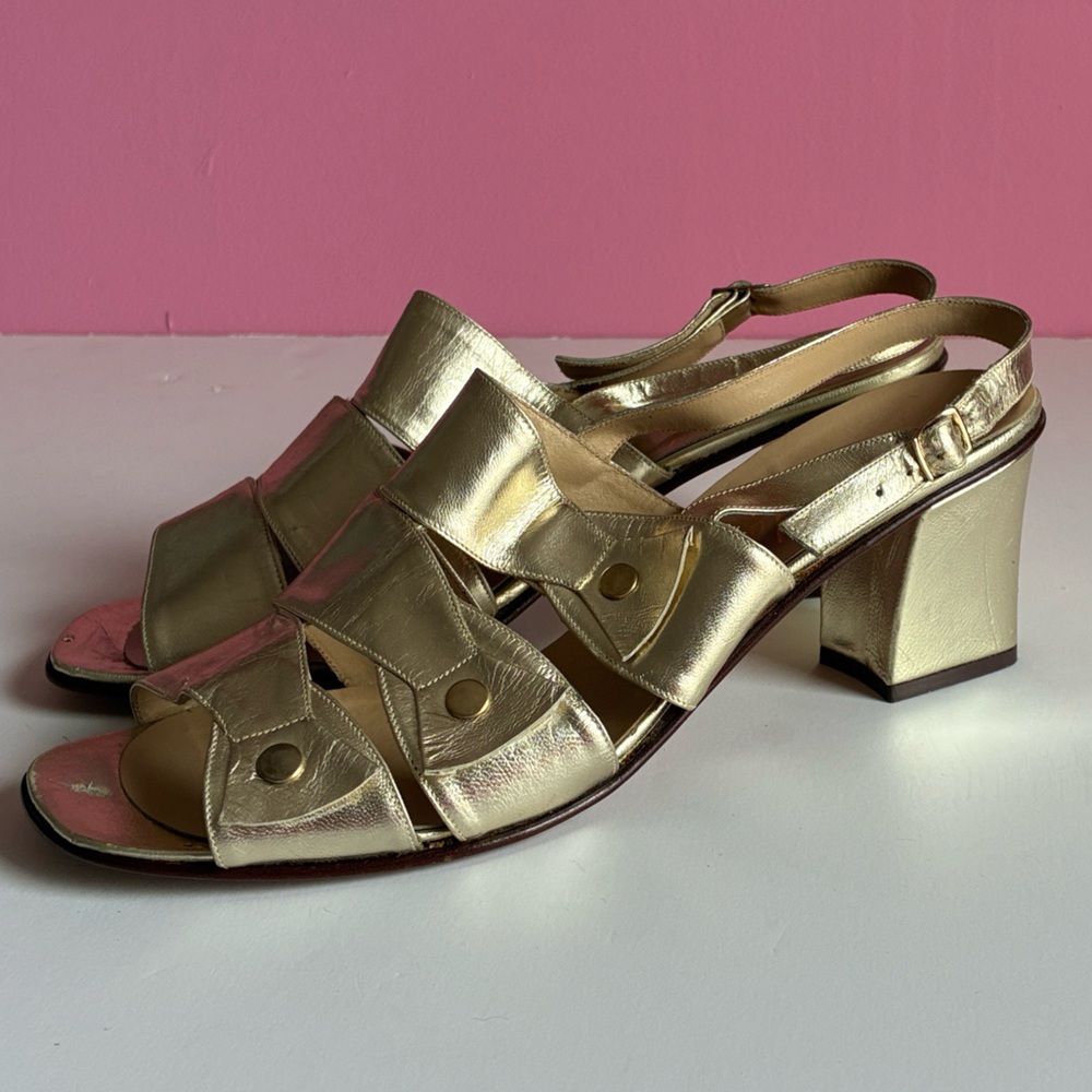 DANIELA | Vintage 80s All Leather Gold Block Heel Sandals - Size 9